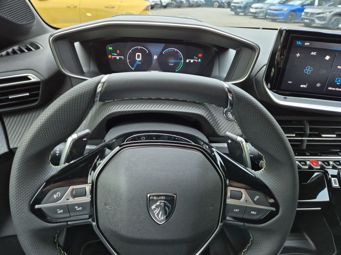 Peugeot 208 - Bild 12