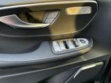 Mercedes-Benz EQV 300 AVANTGARDE Extralang AIRMATIC+MBUX+360°+ - mit Elektro-Antrieb: Van