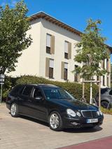 Mercedes-Benz E 320 T-Modell 4MATIC H&K Av... - Mercedes-Benz E 320 in Frankfurt (Main)