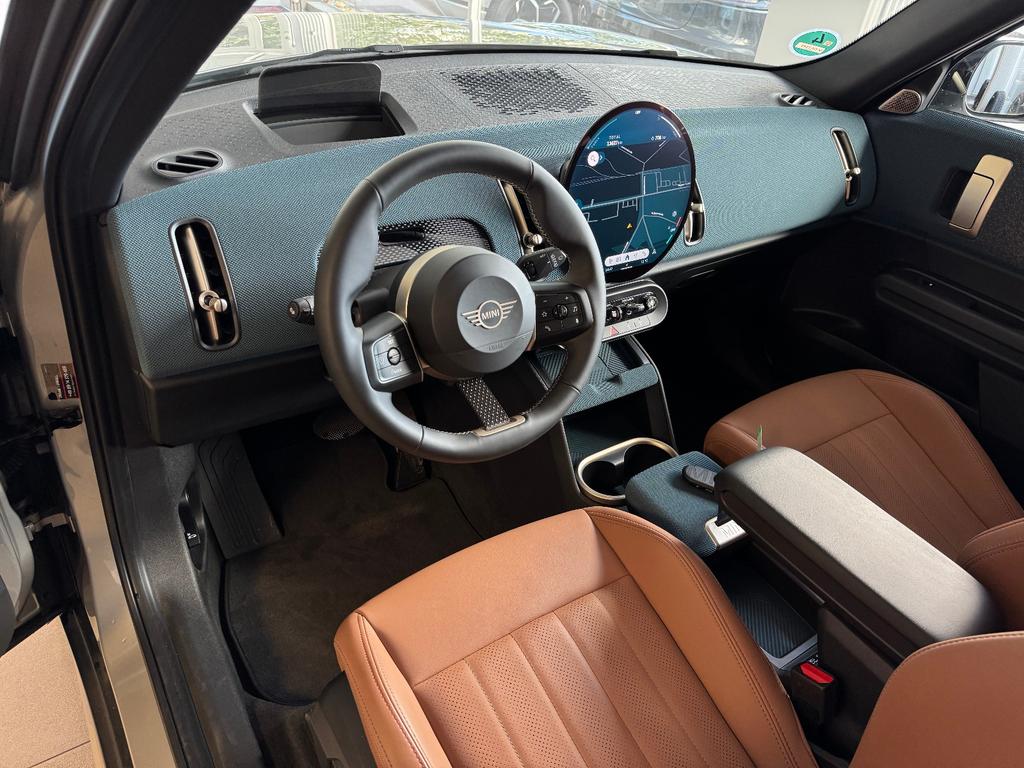 MINI Cooper C Countryman