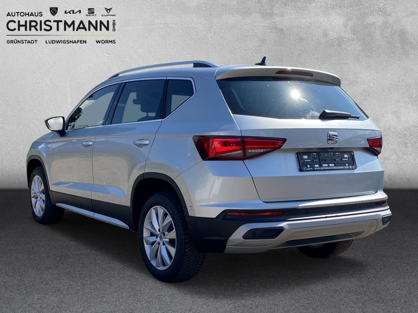 Fahrzeugabbildung SEAT Ateca Xperience 1.5 TSI ACT*NAVI*BEATS*CAM*AHK*