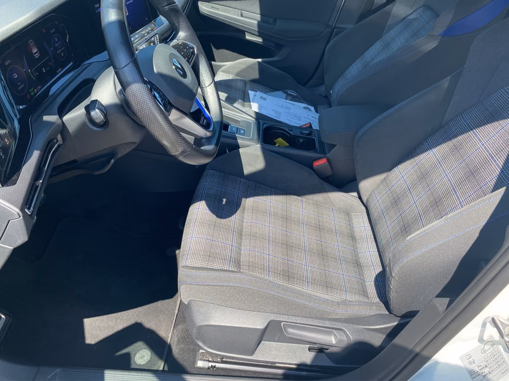 Volkswagen Golf GTE 1.4 eHybrid DSG Navi+LED+SHZ+PDC, миниатюра 8