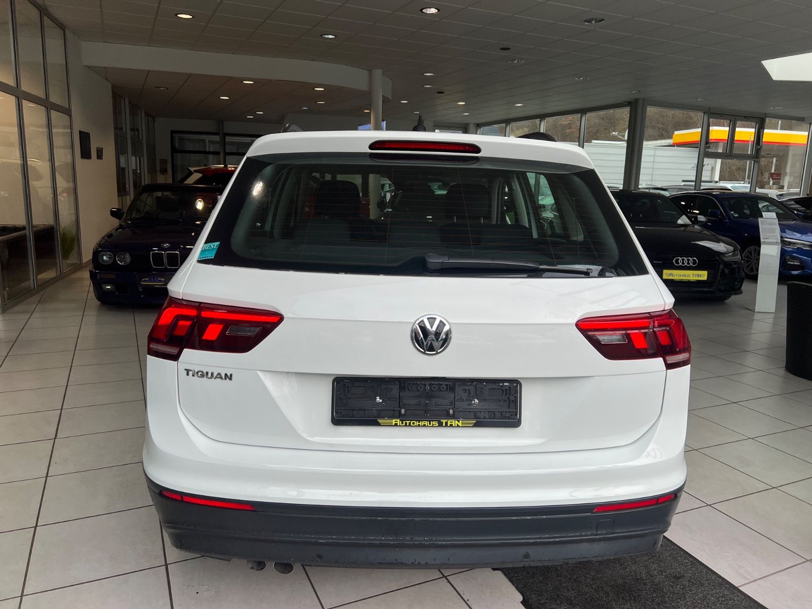Fahrzeugabbildung Volkswagen Tiguan Comfortline 2.0TDI *DIGITALTACHO*LED*360°
