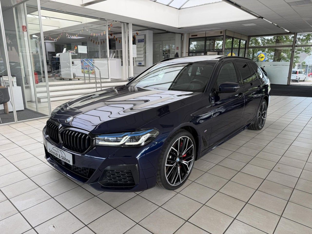 BMW 540D xDrive MSport/Pano/H&amp;K/Standhzg/20 Zoll/Hea