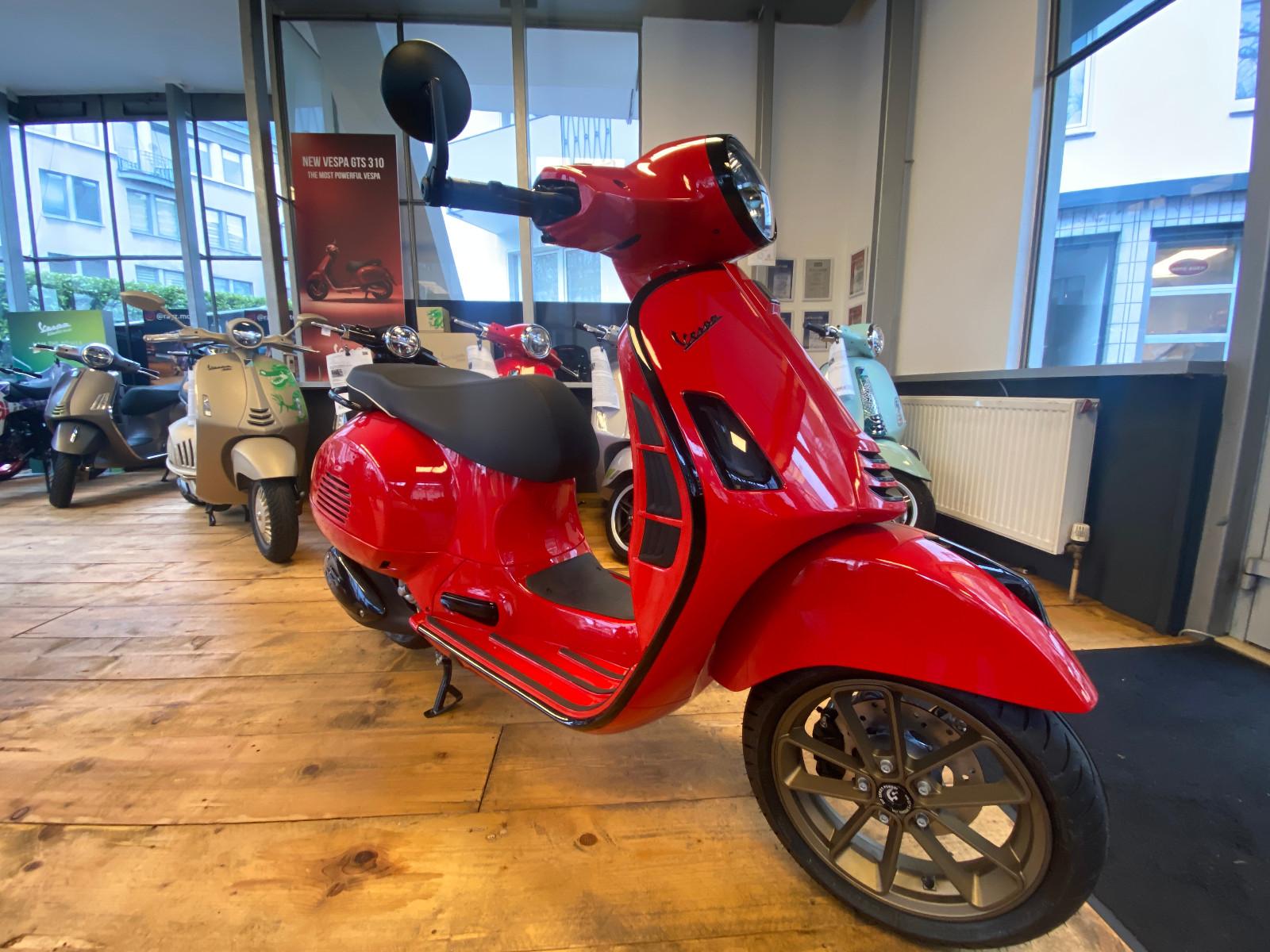 Vespa GTS 310 Super E5+ ( 13 Zoll +Black Umbau )