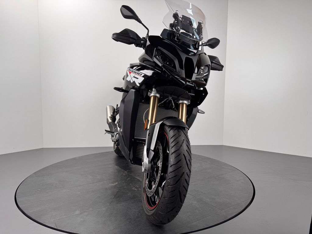 Fahrzeugabbildung BMW S 1000 XR *4 KILOMETER *TRIPLE BLACK