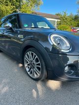 MINI Cooper S Panorama & Automatik & Sport - MINI Cooper S aus 2014
