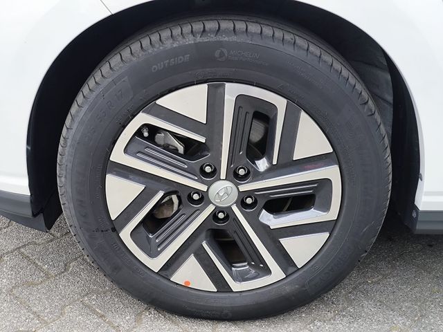 Fahrzeugabbildung Hyundai KONA Elektro