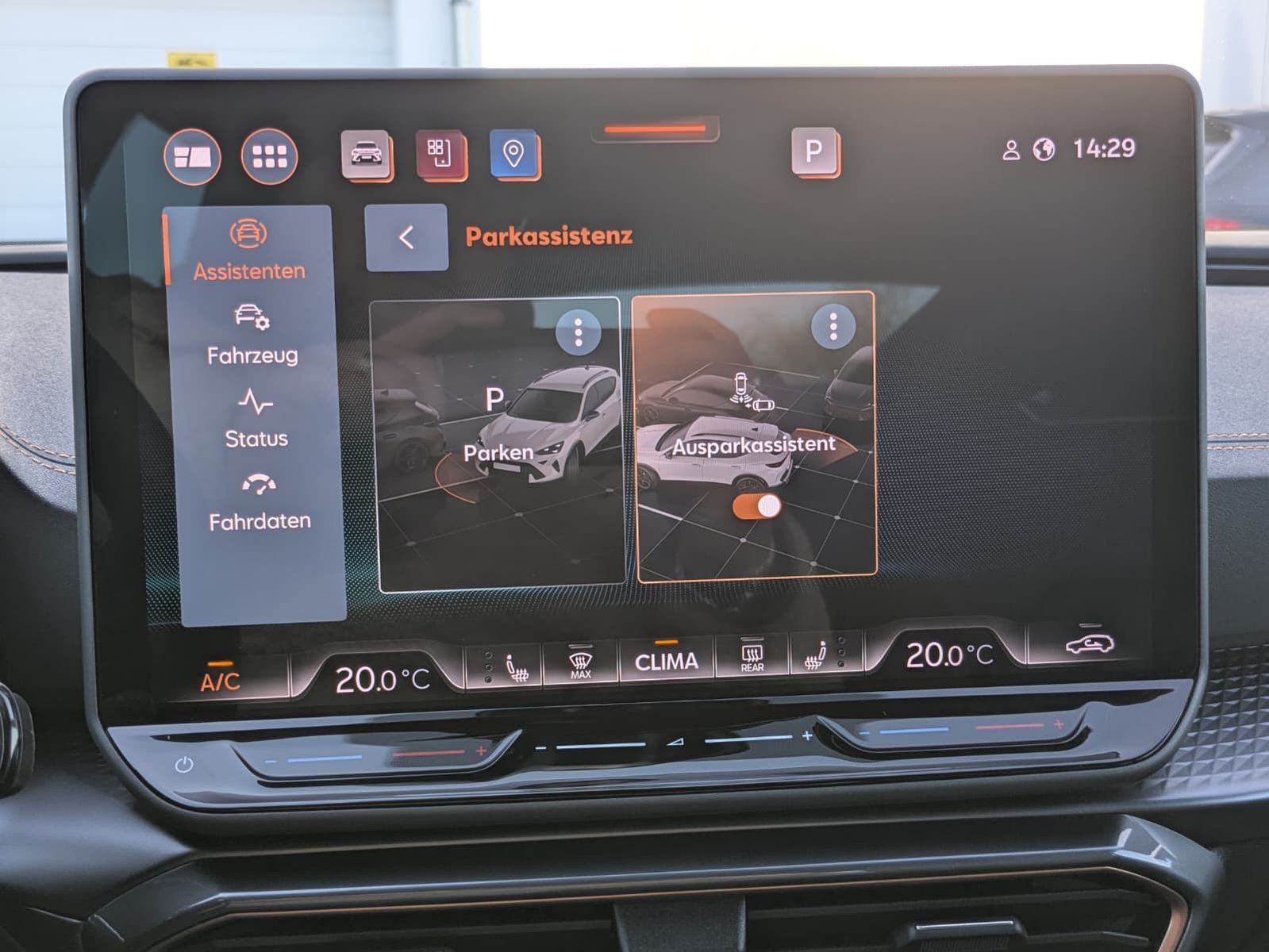 Fahrzeugabbildung CUPRA Formentor 1.5 eTSI LEDER*MATRIX*SENNH*Int.Dr.-XL