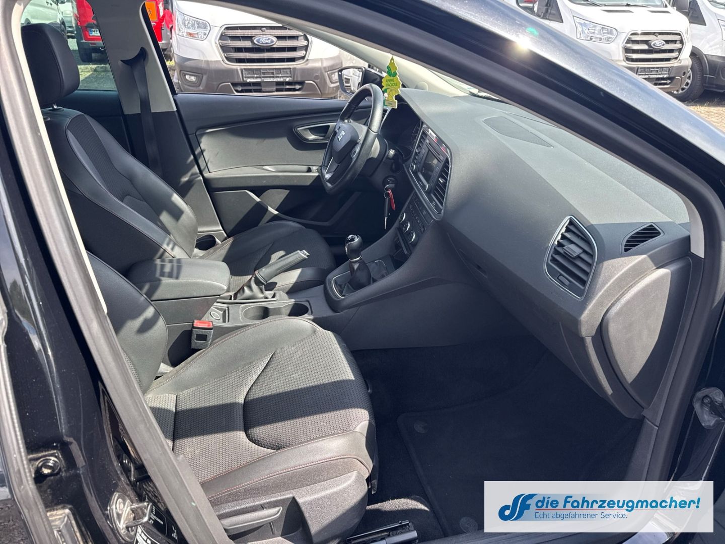 Fahrzeugabbildung SEAT Leon FR Sportpaket Memory Sitze LED *EXPORT