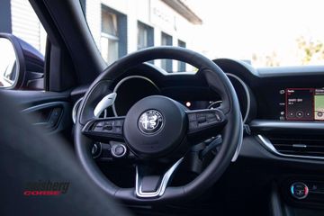 Alfa-Romeo Stelvio - 9
