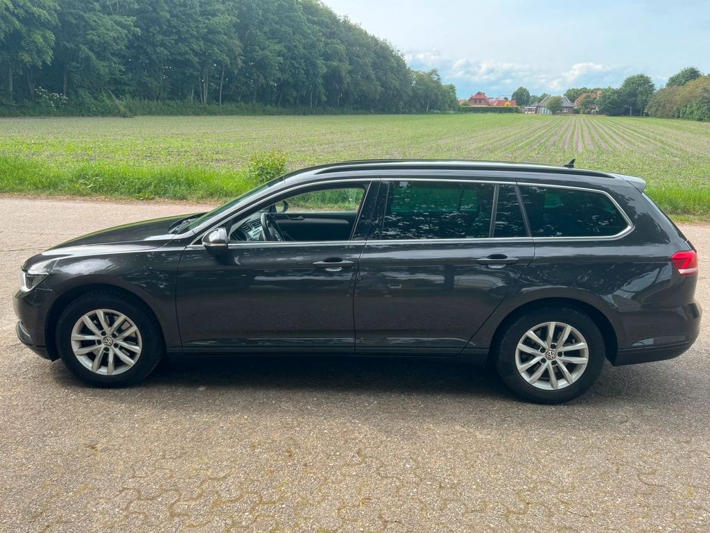 Image of Volkswagen Passat Variant