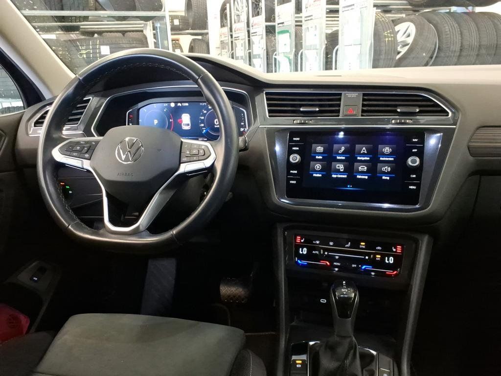 Fahrzeugabbildung Volkswagen Tiguan Allspace Life TDI DSG *AHK*Navi*LED*PDC*