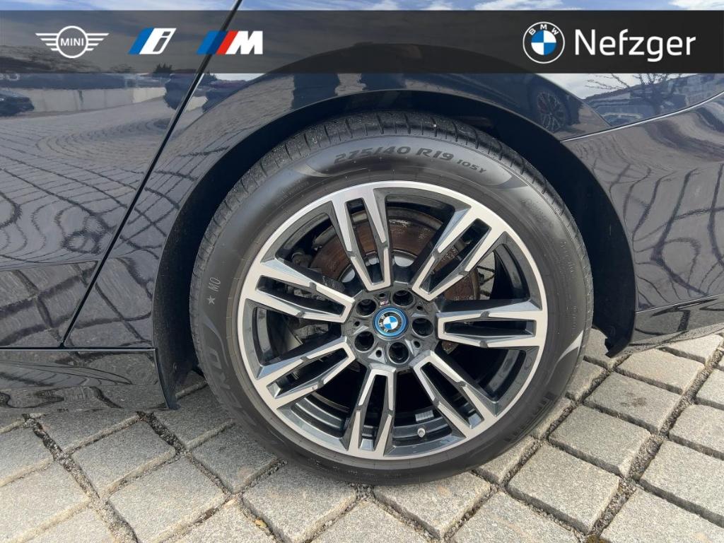 BMW 530 e Touring M Sport H&K LED Alarm M Fahrwerk D