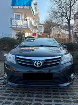 Toyota avensis 2,2 d-cat 177ps - Toyota Avensis: D Cat
