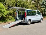 Renault Trafic+ROLLSTUHL+1.HAND+KLIMA+RAMPE+ROLLSTUHLRAM - Renault Trafic 9-Sitzer