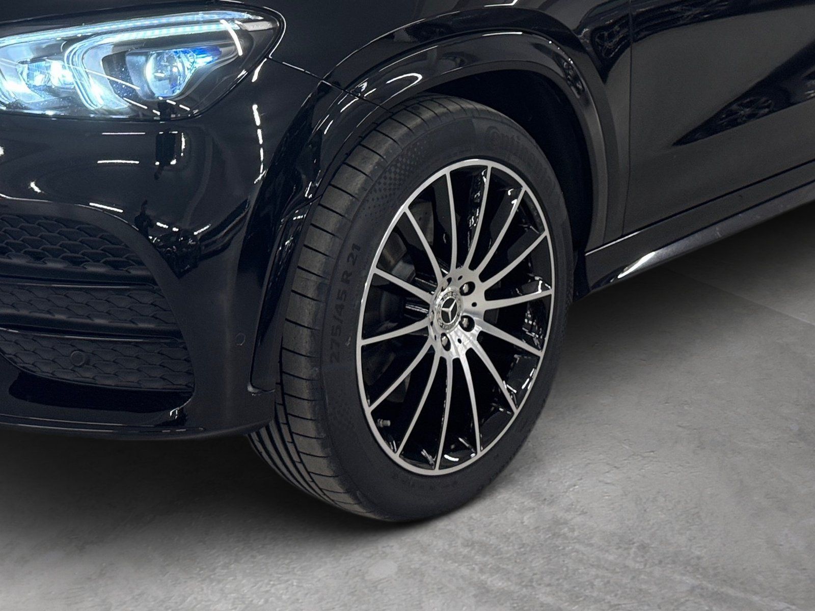 Fahrzeugabbildung Mercedes-Benz GLE 400 d 4M*AMG*Airmatic*Pano*360*AHK*Multibeam