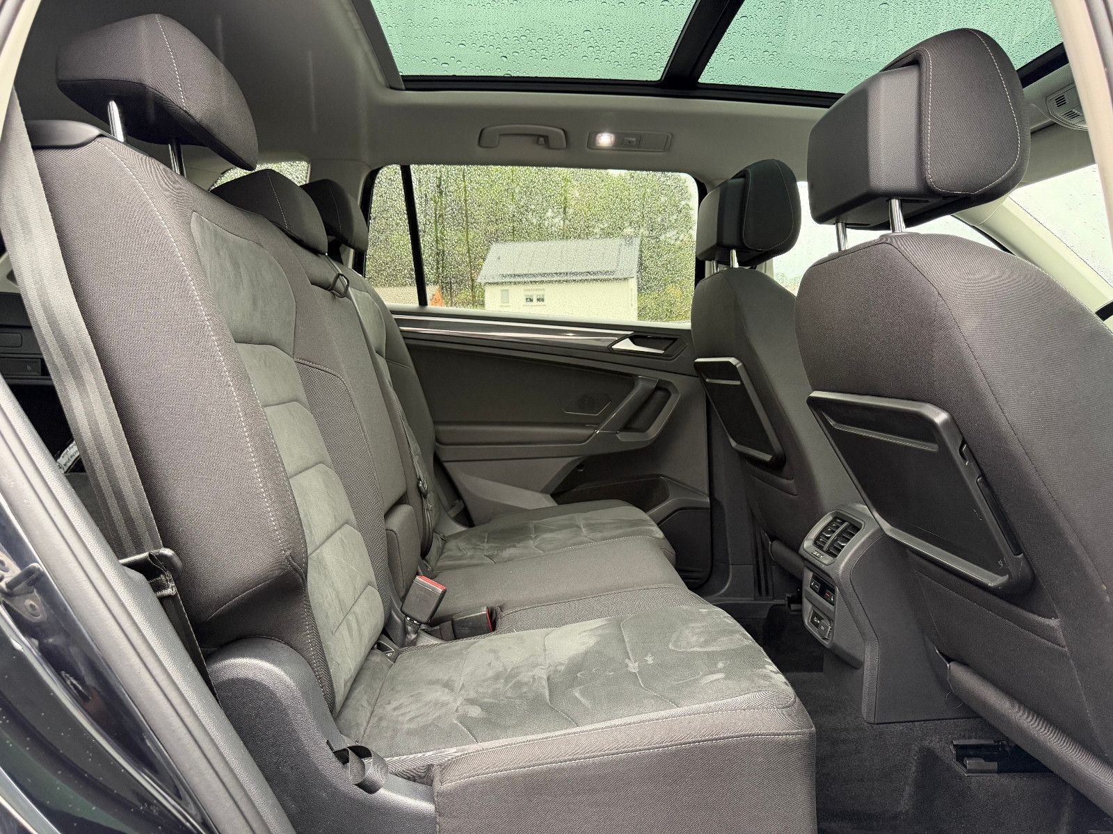 VW Tiguan Allspace 4Motion 7 Sitzer/Scheckheft – Foto 14