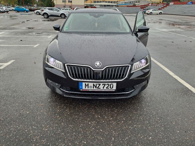 Skoda Superb 2.0 TDI SCR DSG Style Style