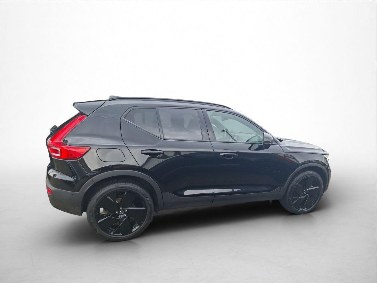 Volvo XC40 B3 Plus Black Edition AHK H/K 360° LED 20"