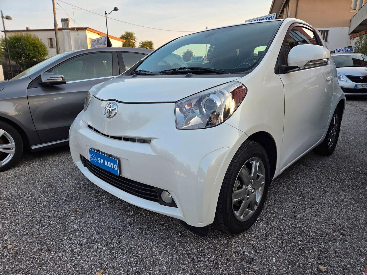 Toyota IQ