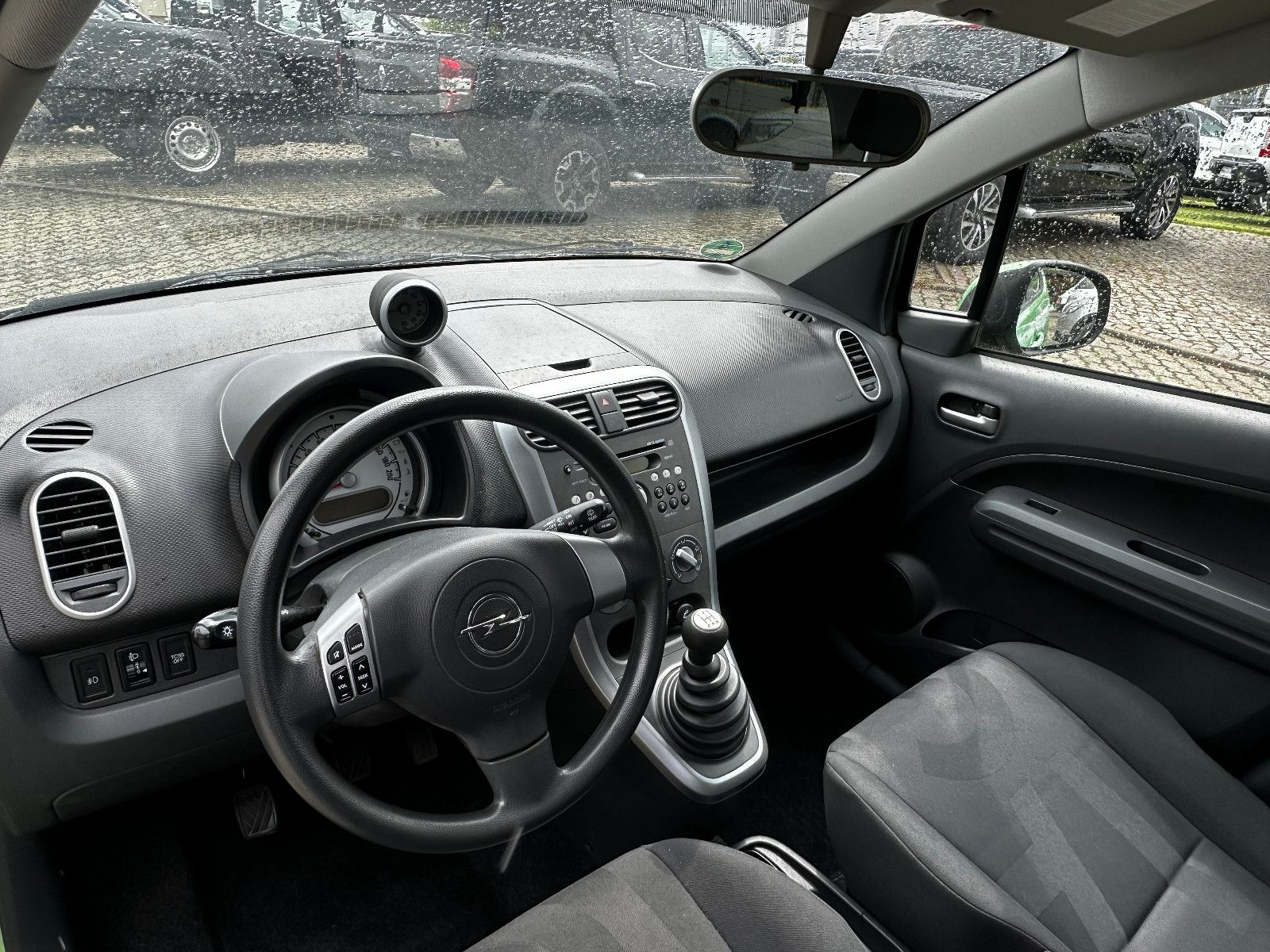 Fahrzeugabbildung Opel Agila B Edition