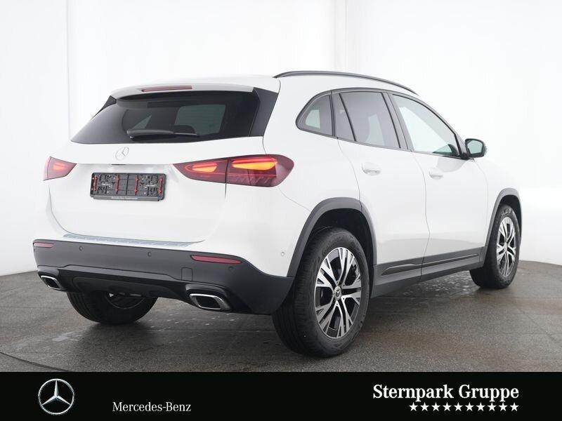 Mercedes-Benz GLA 180 Progressive+Night-Paket+LED+Autom.+Klima