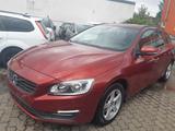 Volvo V60 Kombi Kinetic *1-Hand*Scheckheft* - Volvo V60: Kinetic