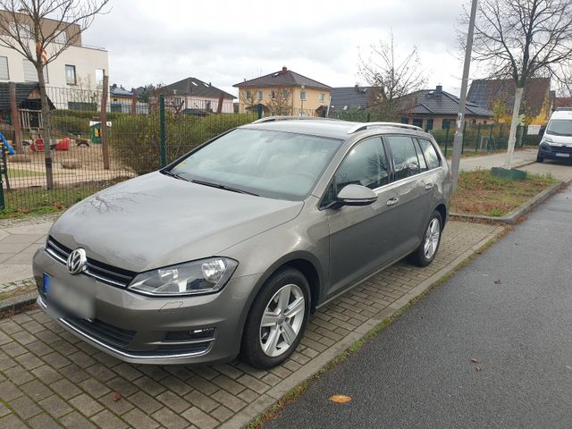 Volkswagen Golf VII 1.4 TSI Highline DSG A...