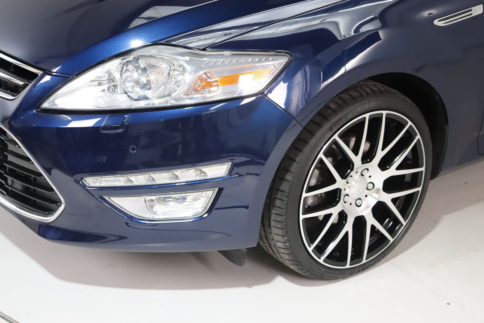 Fahrzeugabbildung Ford Mondeo Turnier 2.0i Titanium * Sitzhzg * Top
