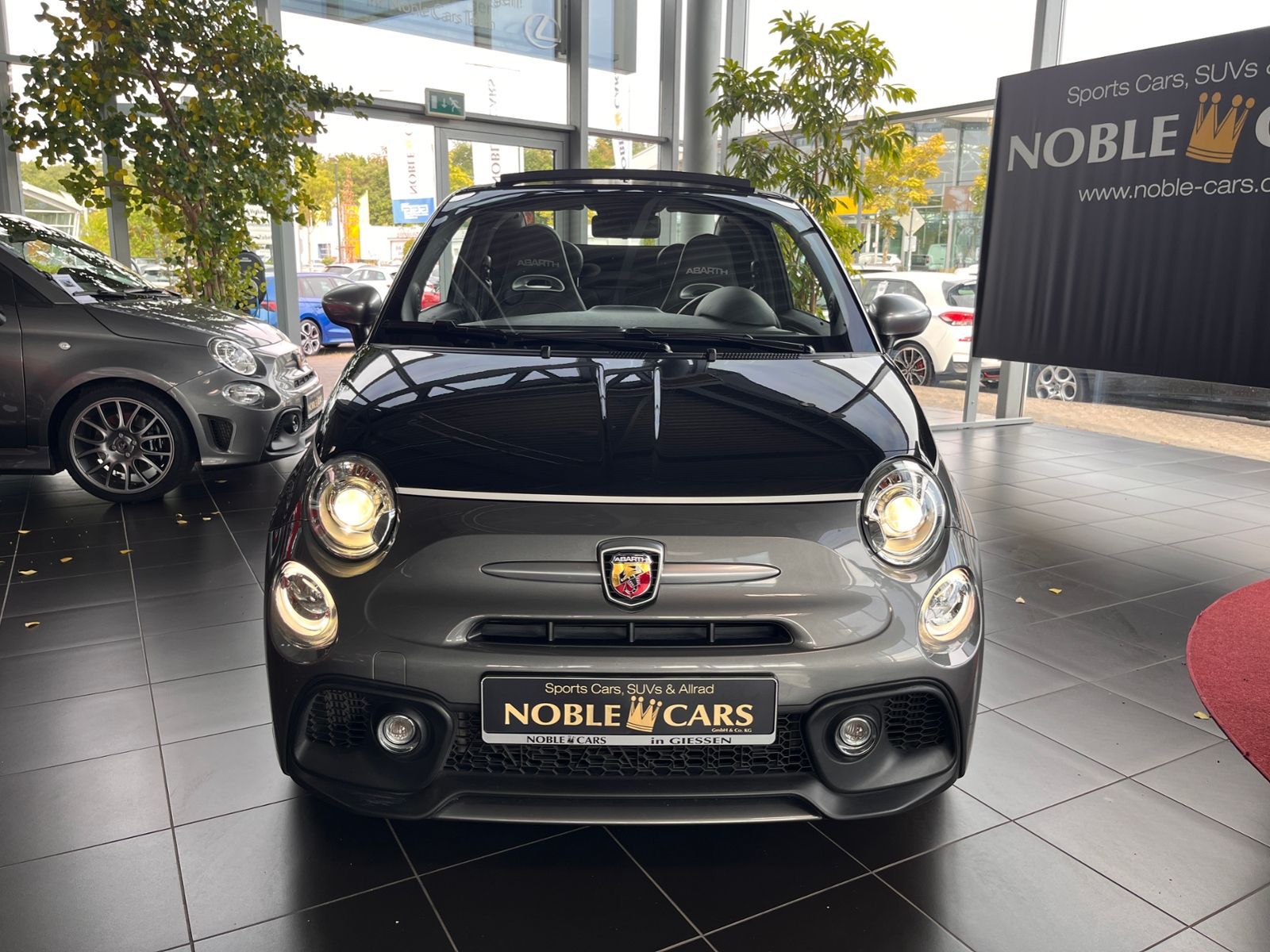 Fahrzeugabbildung Abarth 595C Turismo Sitzheizung XEN NAV LEDER PDC