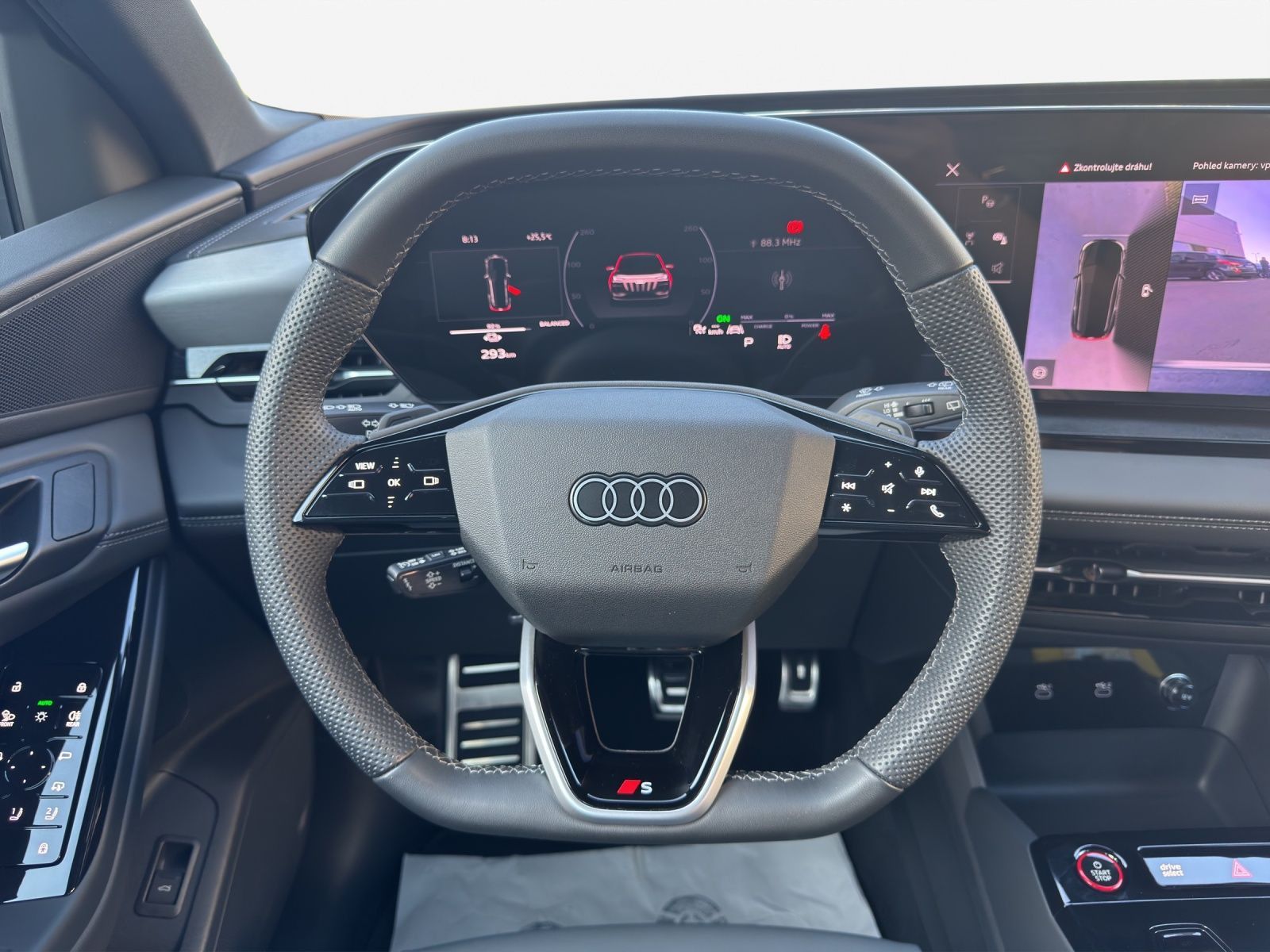 Audi SQ6 e-tron - Bild 8