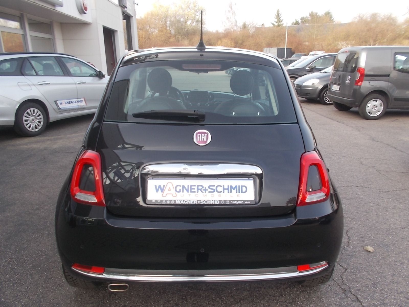 Fahrzeugabbildung Fiat 500 Lounge 1.2 8V