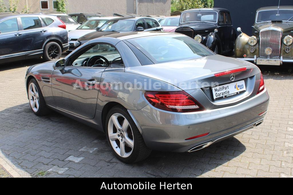 Mercedes-Benz SLC 180