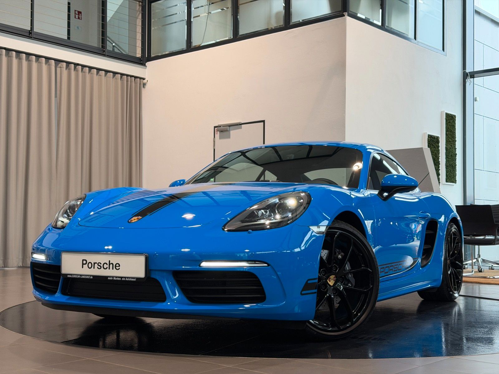2023 Porsche Cayman