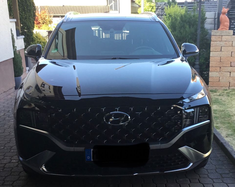 Image of Hyundai SANTA FE