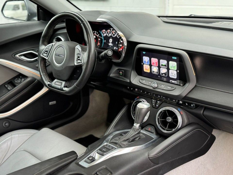 Fahrzeugabbildung Chevrolet Camaro 2SS V8 Leder Schiebed. Grail Schmidt Alu