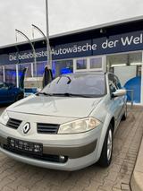 Renault MeganeLuxePrivilege1.6 16V,KlimaZV,ServoPreis VB - Renault aus 2003