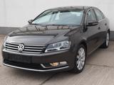 Volkswagen Passat Lim. Comfortline BlueMotion Service Neu - gebrauchte VW Passat aus dem Jahr 2012