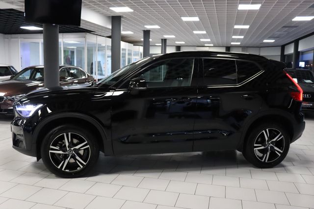 Fahrzeugabbildung Volvo XC 40 XC40 Plus Dark AWD|H/K|AHK|LED|KAMERA|
