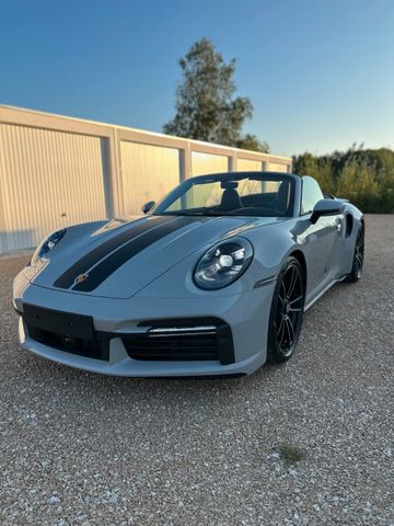 Porsche 911 / 992 Turbo S Cabriolet Neufahrzeug