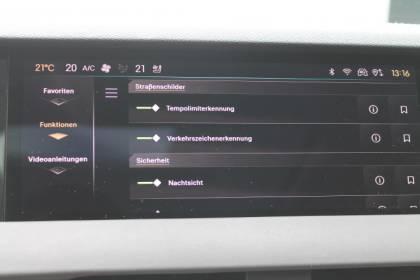 DS Automobiles DS4 E-TENSE LA PREMIERE