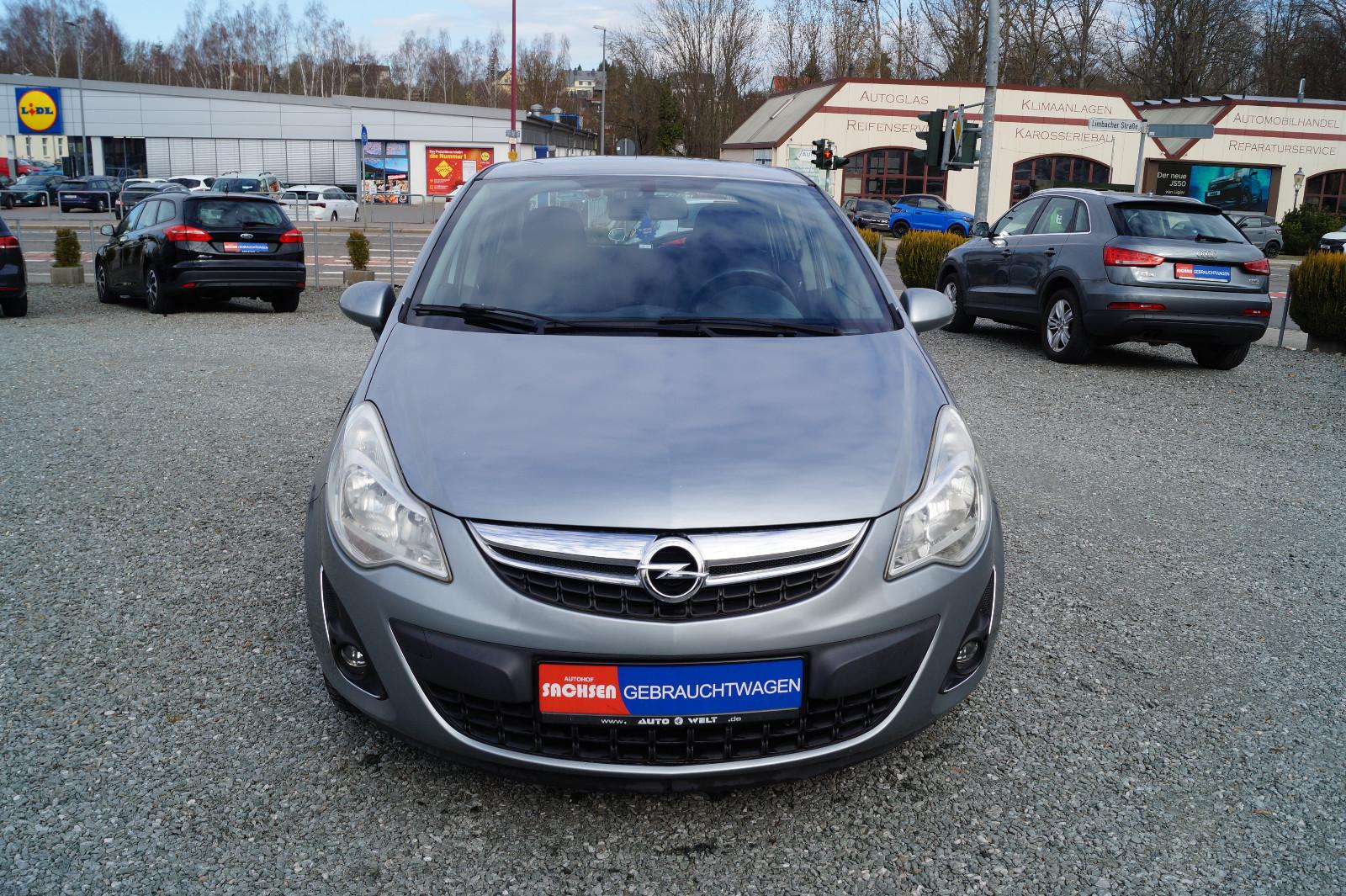 Opel Corsa D Satellite