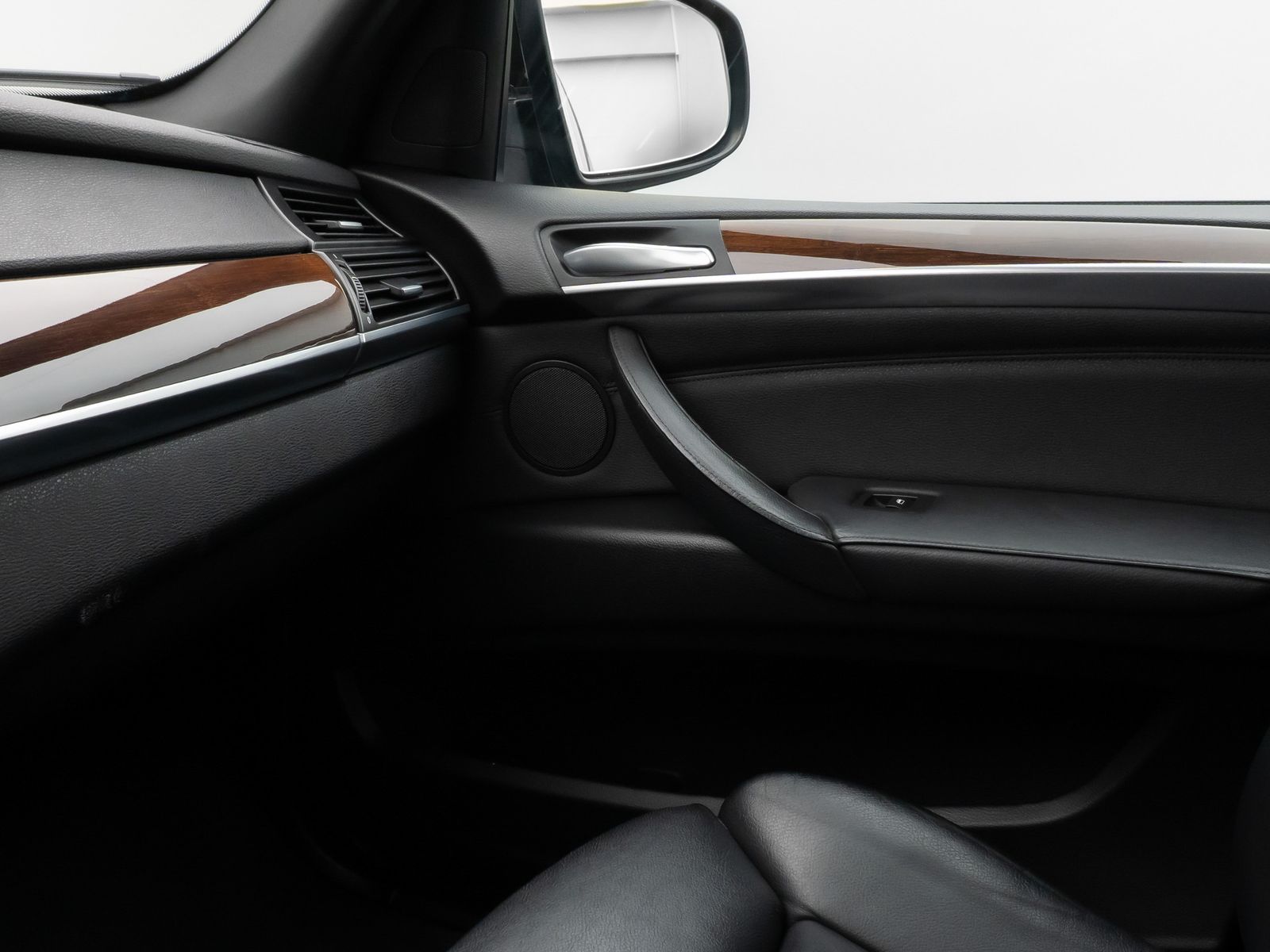 Fahrzeugabbildung BMW X5 xD40d Sport Panorama Kamera HUD HiFi SoftCL