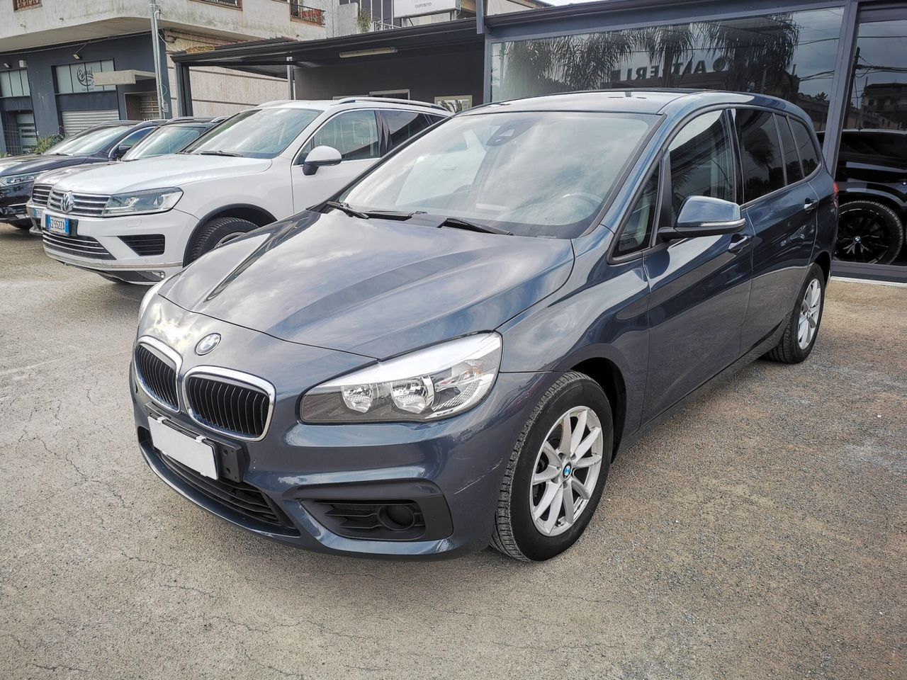 BMW 216 Active Tourer - 1