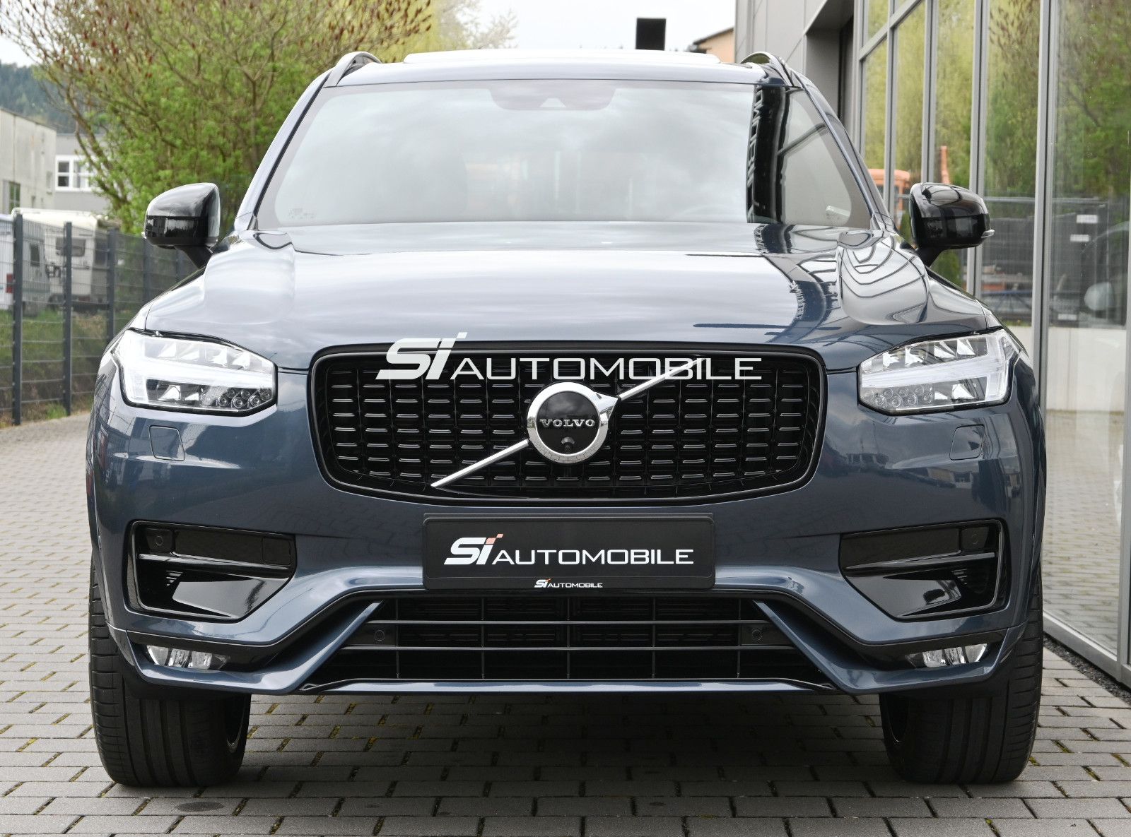 Fahrzeugabbildung Volvo XC90 B5 D AWD R-Design °AHK°STANDHEIZ°PANO°22"°