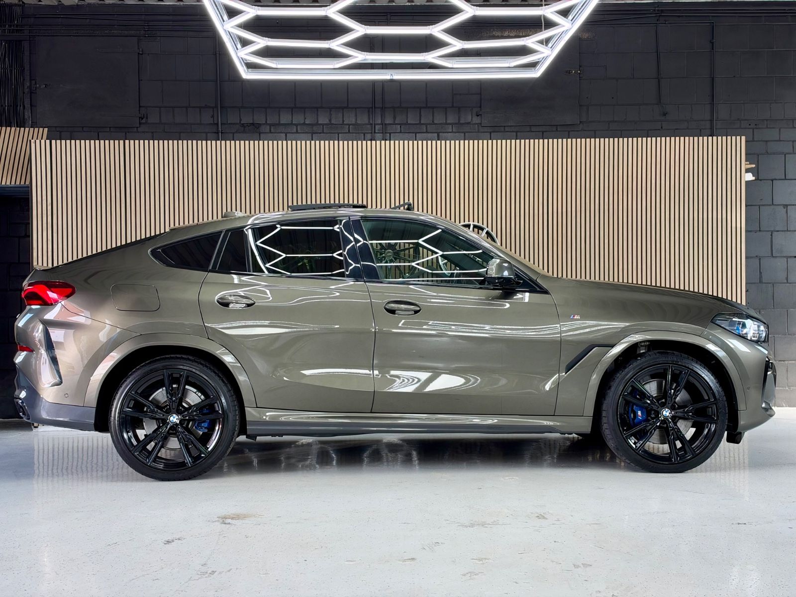 BMW X6 M50 i Head-Up Pano Standhzg. AHK B&W Laser foto 5