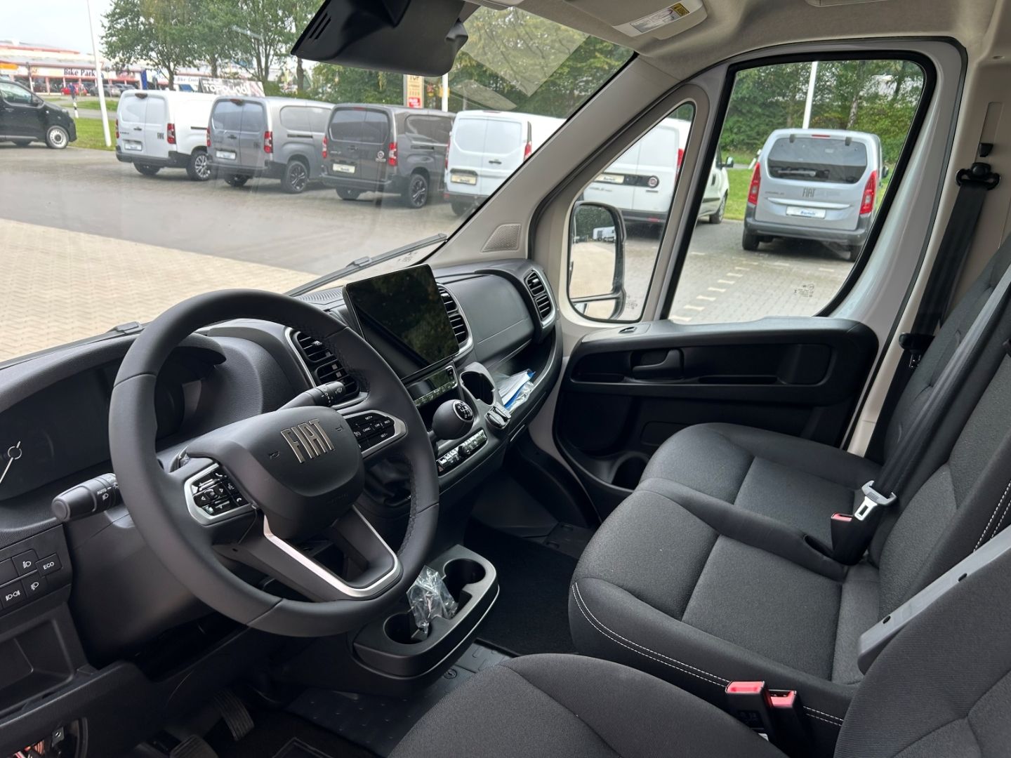 Fahrzeugabbildung Fiat Ducato H2 Kastenwagen 35 L4H2 140 Multijet Maxi