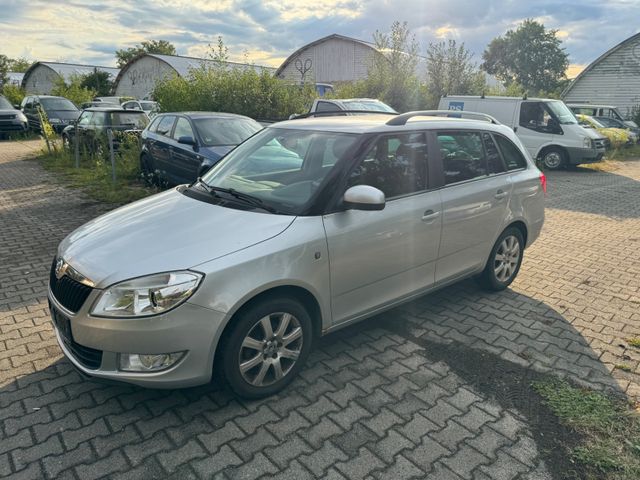 Skoda Fabia 1.2l TSI Kombi *Klimaautom*AHK*ALU*EURO5*