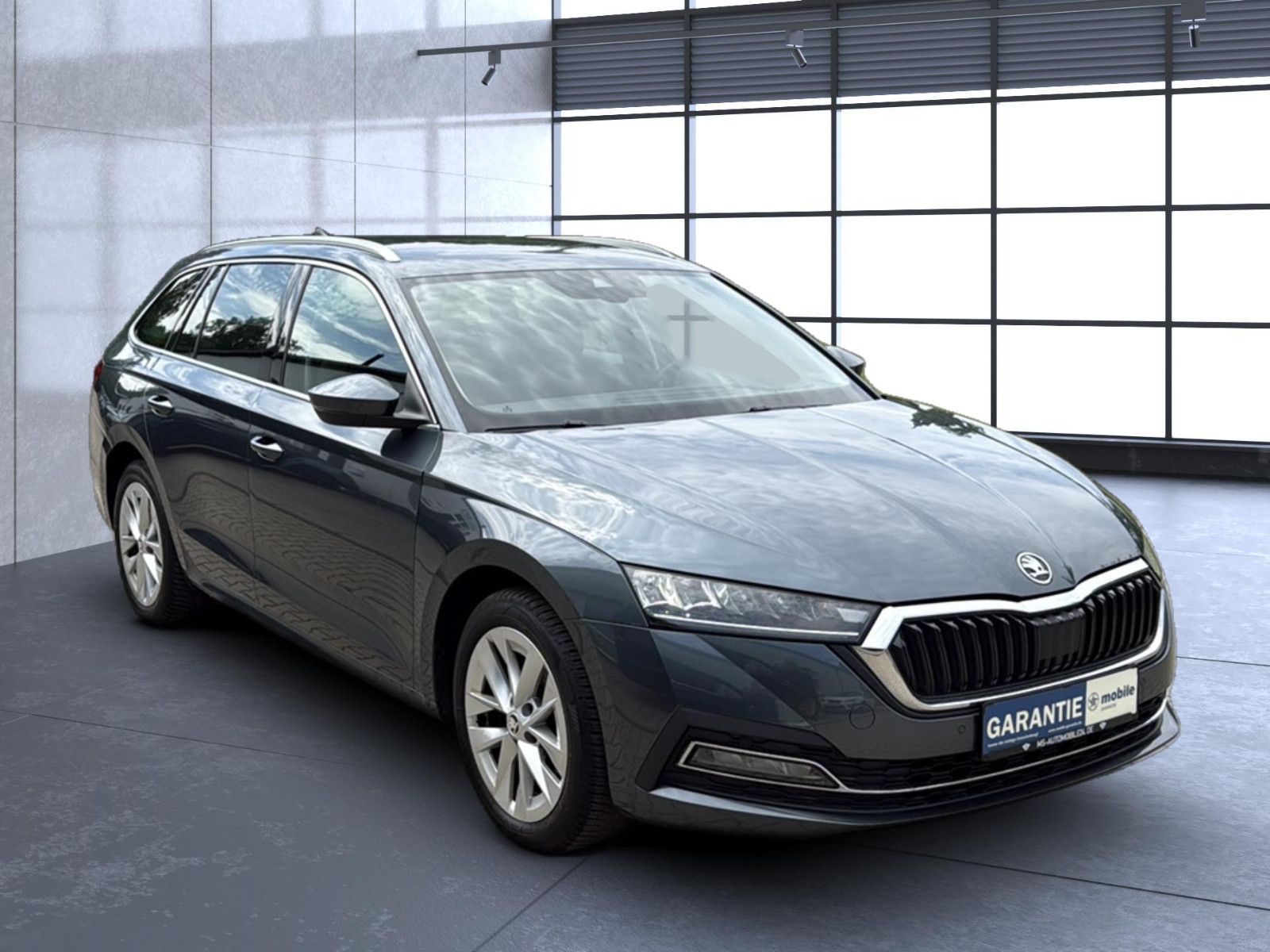 Fahrzeugabbildung SKODA Octavia Combi First Edition